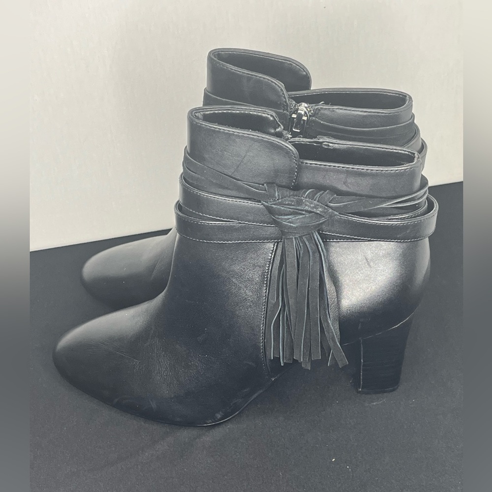 Lauren Ralph Lauren Women’s Sz 8.5B Belcia Black Leather Tasseled Boots